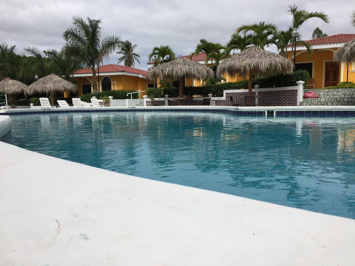 Apart Hotel Acuarious De Luis Estelí Eksteriør bilde