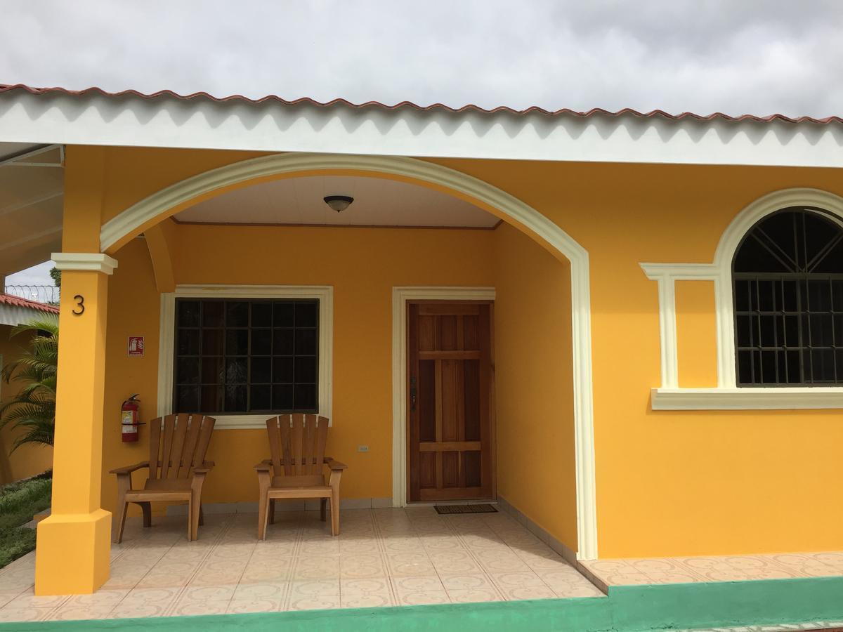 Apart Hotel Acuarious De Luis Estelí Eksteriør bilde